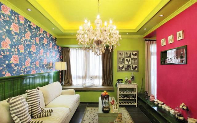 五顏六色的房間